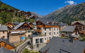 Madame Vacances Hotel Les Cimes